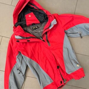 Mountain Hardwear Red and Black Jacket